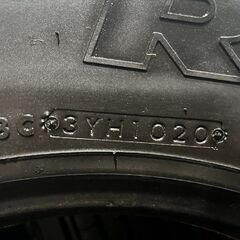 札幌発 引取OK BS R225 225/90R17.5 127/125L 17.5インチ トラックタイヤ 夏タイヤ 4本 20年製 バリ溝 4t ファイター レンジャー　(KTT627)クレジットカード QRコード決済可能の画像
