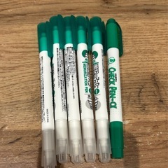 暗記用マーカーシート、ペンの画像