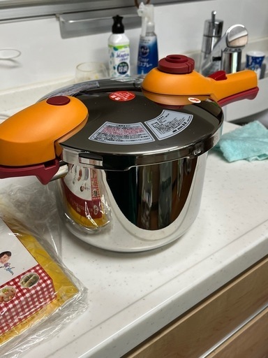 松居一代プロデュース圧力鍋4.5L 松居一代プロデュース 圧力鍋45L