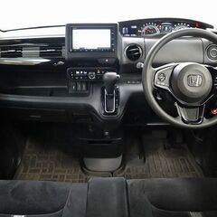 お買い物にも便利なお車です(*^_^*)の画像