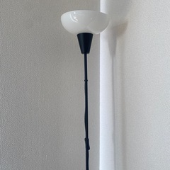 IKEA スタンドライト 間接照明の画像