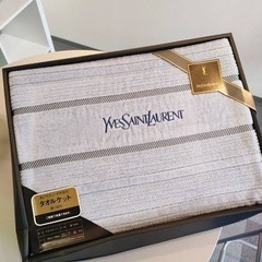 sold out /　Yves Saint Laurent 　YSL タオルケット　ピンクの画像