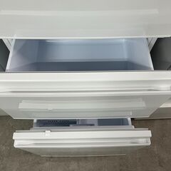 自動製氷❕　3ドア冷蔵庫❕　軽トラ無料貸し出し❕購入後取り置きにも対応 ❕R5919の画像