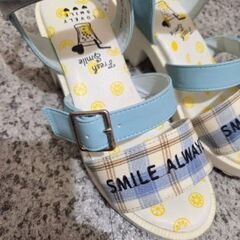 子供サンダル 22cmの画像