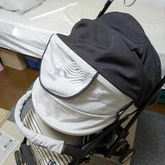 [8/2まで超値下げ]　combiベビーカーの画像
