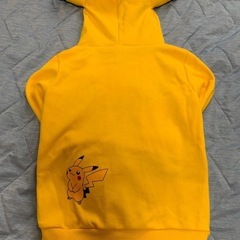 【美品】ポケモン ピカチュウ パーカー ピンクの画像