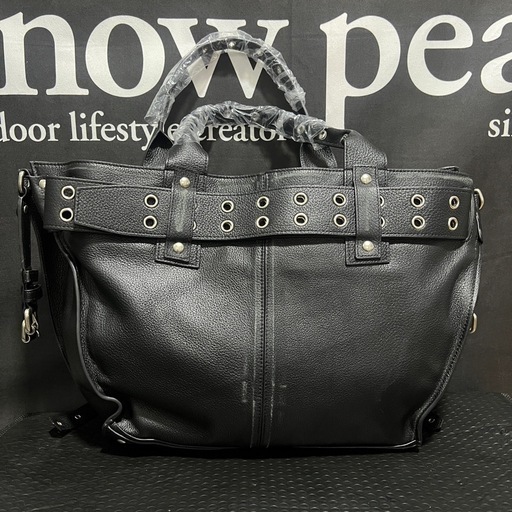 BALENCIAGA EMO バケットバック で ブラック 