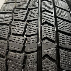 DUNLOP WINTER MAXX WM02 195/65R15 15インチ スタッドレス 4本 24年製 プリウス セレナ ヴォクシー カローラツーリング ノア等　(KTC322クレジットカード QRコード決済可能の画像
