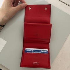 セリーヌ三つ折り財布の画像