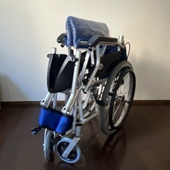 【美品】自走介助兼用 車椅子 ケアテックジャパンの画像