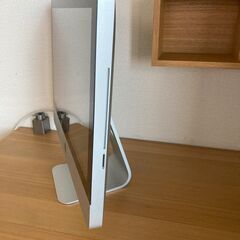 iMac  Mid2011  21.5インチ本体のみ　初期化失敗のジャンク品の画像