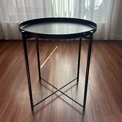 IKEA サイドテーブルの画像