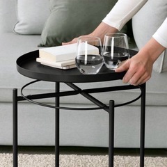 IKEA サイドテーブルの画像