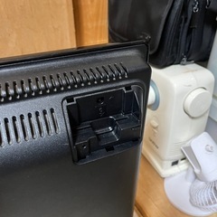 お引き渡し決定しました‼️　AQUOS 20型テレビ　B-CASカードあり　電源コンセント無しの画像