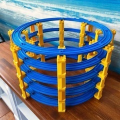 プラレール ☆4段無限ループレイアウト☆5段タワーもできちゃうセットの画像
