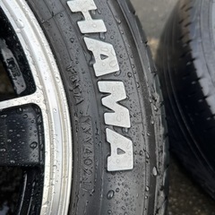 ハイエース200系タイヤホイール17インチの画像