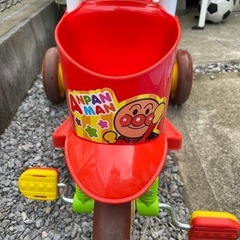 アンパンマン三輪車の画像