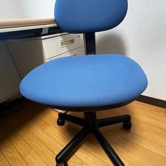 【中古】4点セット　デスク　キャビネット　椅子の画像