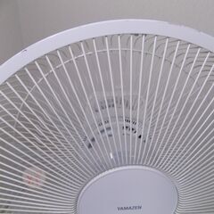 山善　リビング扇風機　NMT-K301　2023年製　清掃済みの画像