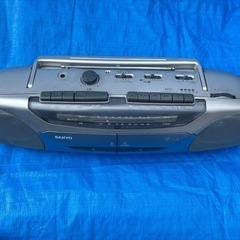 No.4 サンヨーU4ーw32 ラジカセジャンクの画像