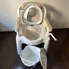 アロン化成 安寿 ポータブルトイレちびくまん FX-CP ベージュ 介護用トイレの画像