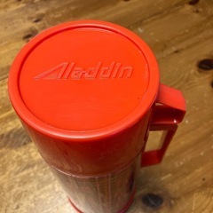 Aladdin 赤チェック　魔法瓶
  の画像