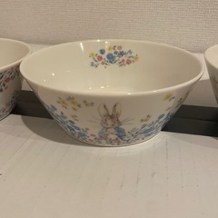 ピーターラビット お皿の画像