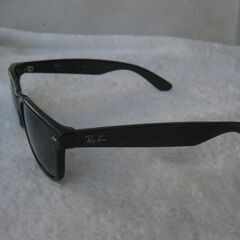 ★RayBan　サングラス　 WAYFARER 　 RB2132 901 　ケース付き　　美品の画像