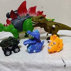 動く恐竜＆恐竜チョロＱセットの画像