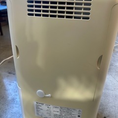 H2507-309 除湿機　CM-L100 シャープ　2020年製の画像