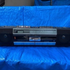【NEW】 No.8 ソニー　CFS-W401 レトロラジカセジャンク　ラジオ　カセット聞けますの画像
