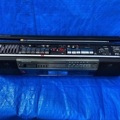 【NEW】 No.8 ソニー　CFS-W401 レトロラジカセジャンク　ラジオ　カセット聞けますの画像