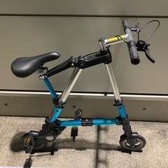 折りたたみ自転車の画像