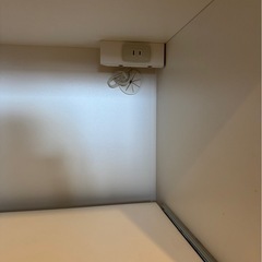 キッチン食器棚の画像