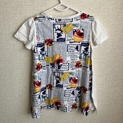 スリット付きTシャツの画像