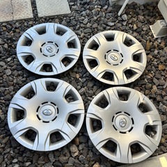 ハイエース　純正ホイールキャップの画像