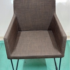 【美品】2脚セット！布張りのモダンデザインチェア　【IG072 ym】　の画像
