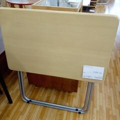 【リユースのサカイ八街店】★ジモティ割あり★ 折りたたみテーブル　ナチュラル　クリーニング済　YJ6998の画像