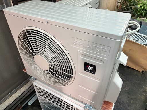 SHARPエアコン2.2k 2023年製標準設置まで込みです商談中です