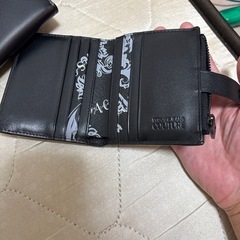 未使用に近いヴェルサーチ VERSACE JEANS    の画像