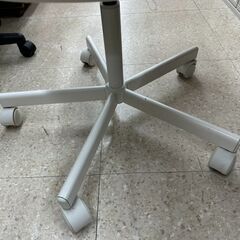 ★リユースのサカイ高崎店★TJ12316  椅子 オレンジ H82×D45×W48.5 クリーニング済みの画像