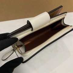 COACH レディース CP420 二つ折り財布の画像