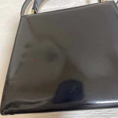 フェラガモ　ヴァラリボン エナメル　 2WAYハンドバッグ BW-215677の画像
