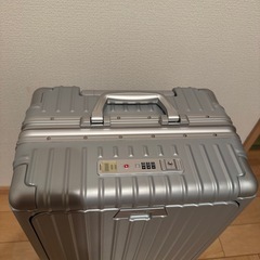 【受渡し予定者決定】 リベティ 多機能キャリーケース S　機内持ち込みの画像