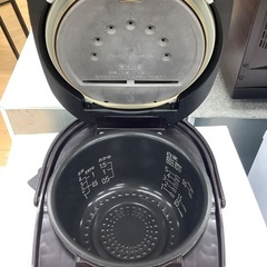 HITACHI（ヒタチ）圧力IH炊飯ジャーのご紹介ですの画像