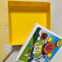 アンパンマンの入れ物の画像