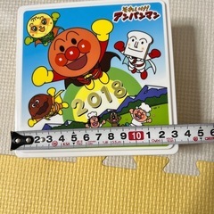 アンパンマンの入れ物の画像