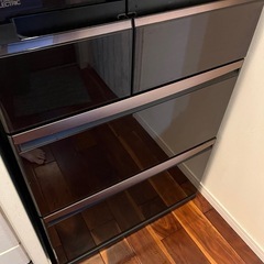 金額交渉可能。不具合はありません。25万で購入。三菱冷凍冷蔵庫　600ℓ 2016年購入　様々な機能がついてますの画像