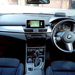 車検8年10月★H27 BMW 218d アクティブツアラーMスポーツディーゼル★LEDライト,フォグ ナビ ETC 17アルミ Rカメラ パワーリアゲートの画像
