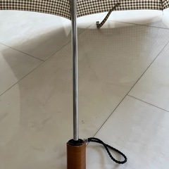 チェック柄　折りたたみ　雨傘　の画像